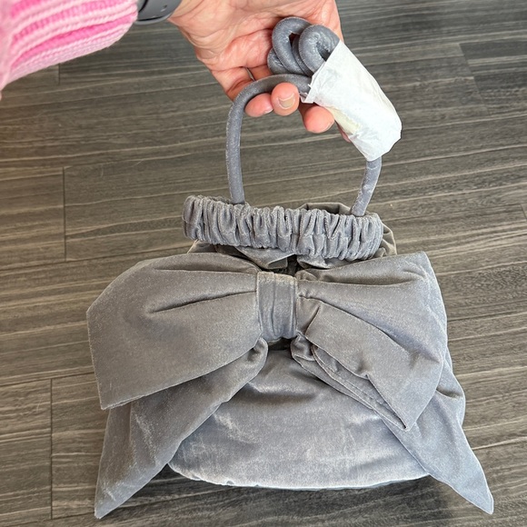 Free People Belle Velvet Bow Bag - Picture 9 of 12